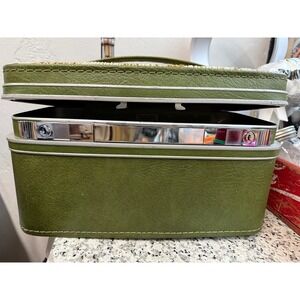 Vintage Samsonite Fashionaire Green Train Case Hard Shell Cosmetic Luggage USA